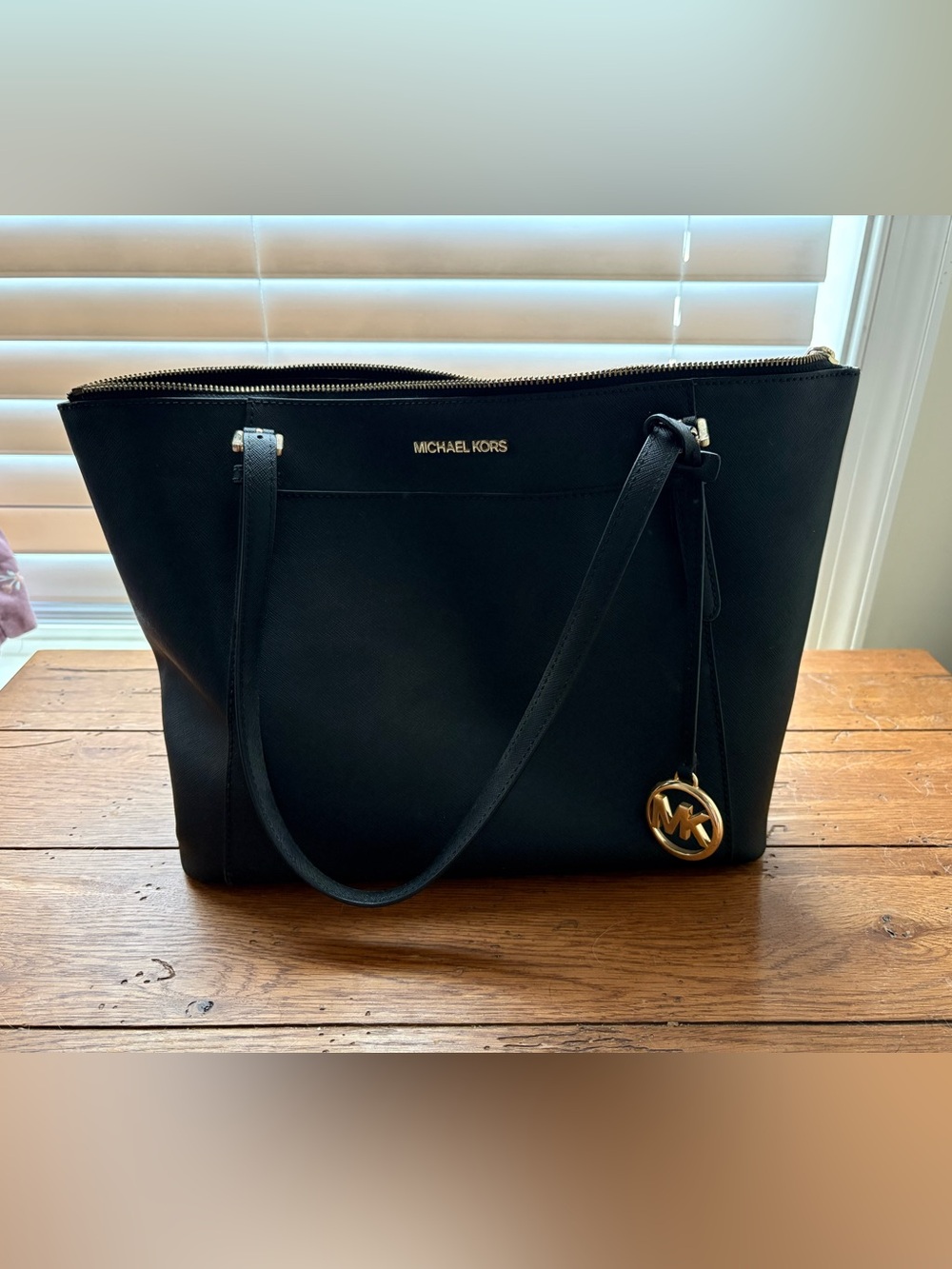 Micheal Kors Black Leather Tote Bag